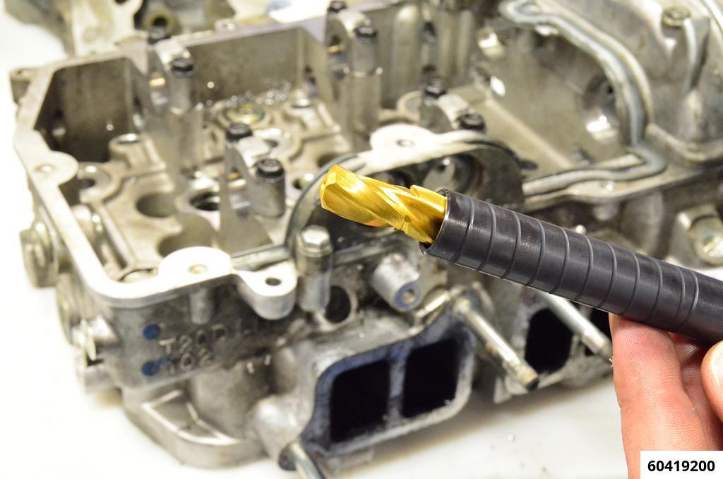 Subaru Boxer 2.0l EJ20 Broken Glow Plug Removal Kit M10x1 - 2