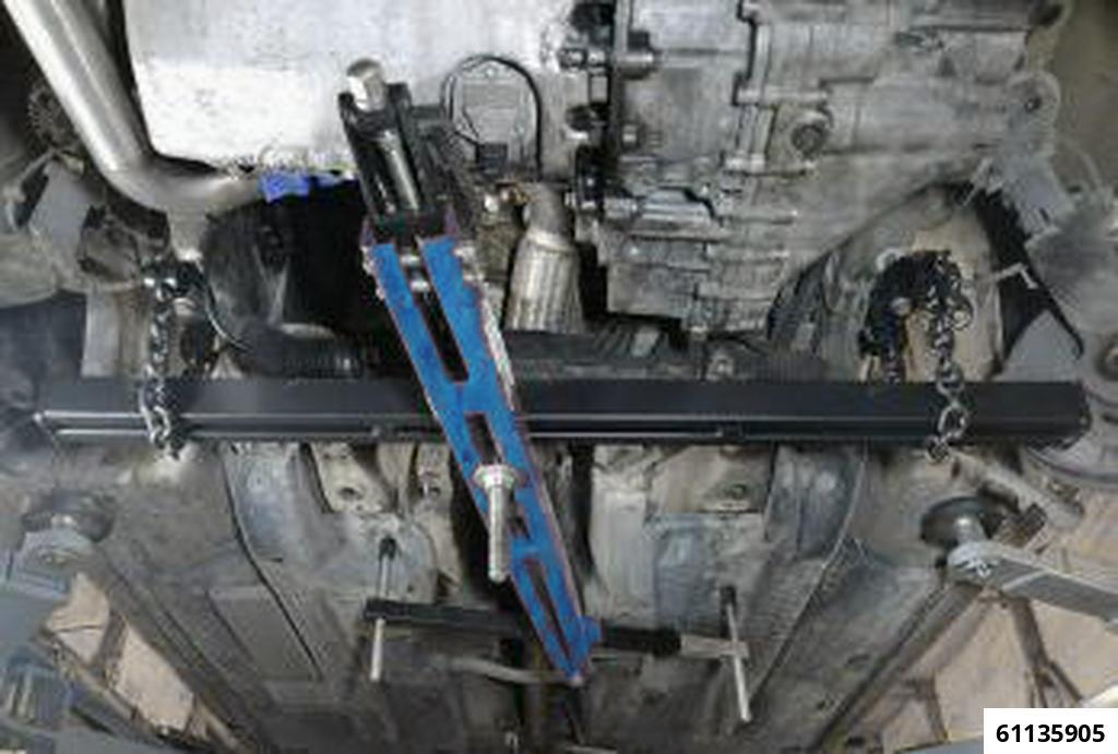 UNDER ENGINE SUPPORT FIXING BEAM WHEN SUBFRAME REMOVED - 2