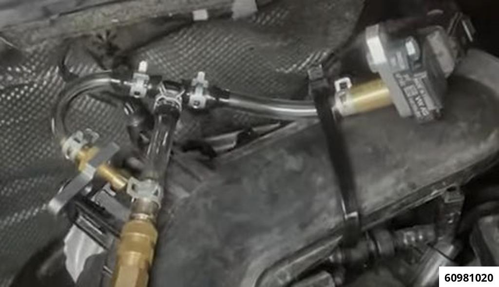 TURBO BOOST PRESSURE TESTER SUITABLE FOR USE WHILE DRIVING - 5