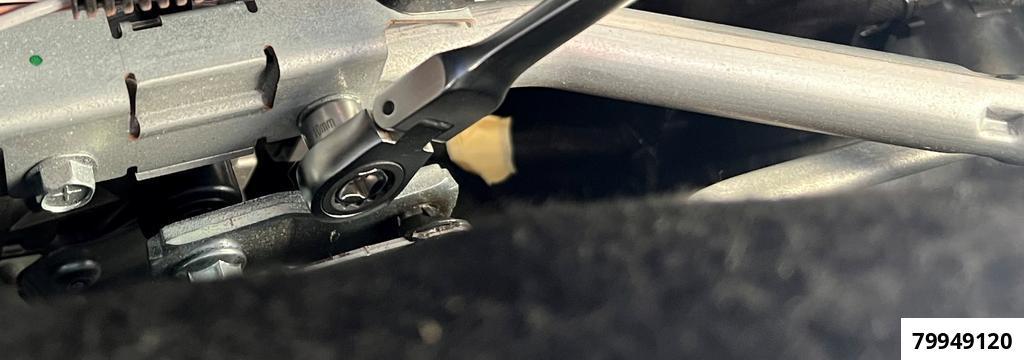 ULTRA-SLIM SOCKET & RATCHET SET 4–14 MM (14 PCS) - 10