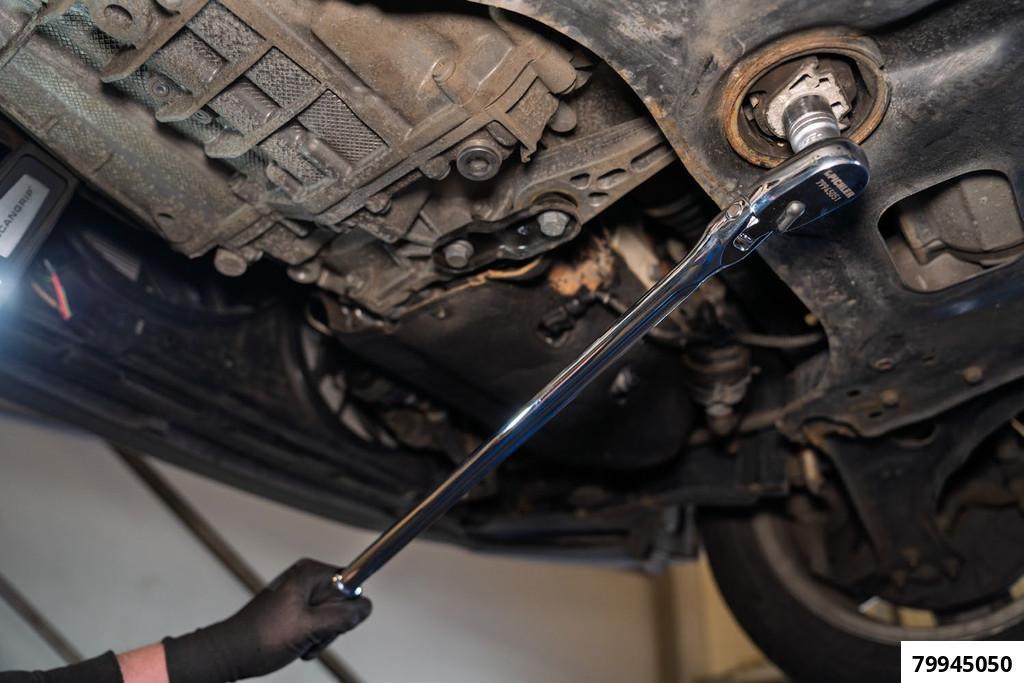 HIGH TORQUE 1/2 INCH DRIVE 1000 NM RATCHET EXTENDABLE 72 TOOTH 610 MM TO 1120 MM - 7