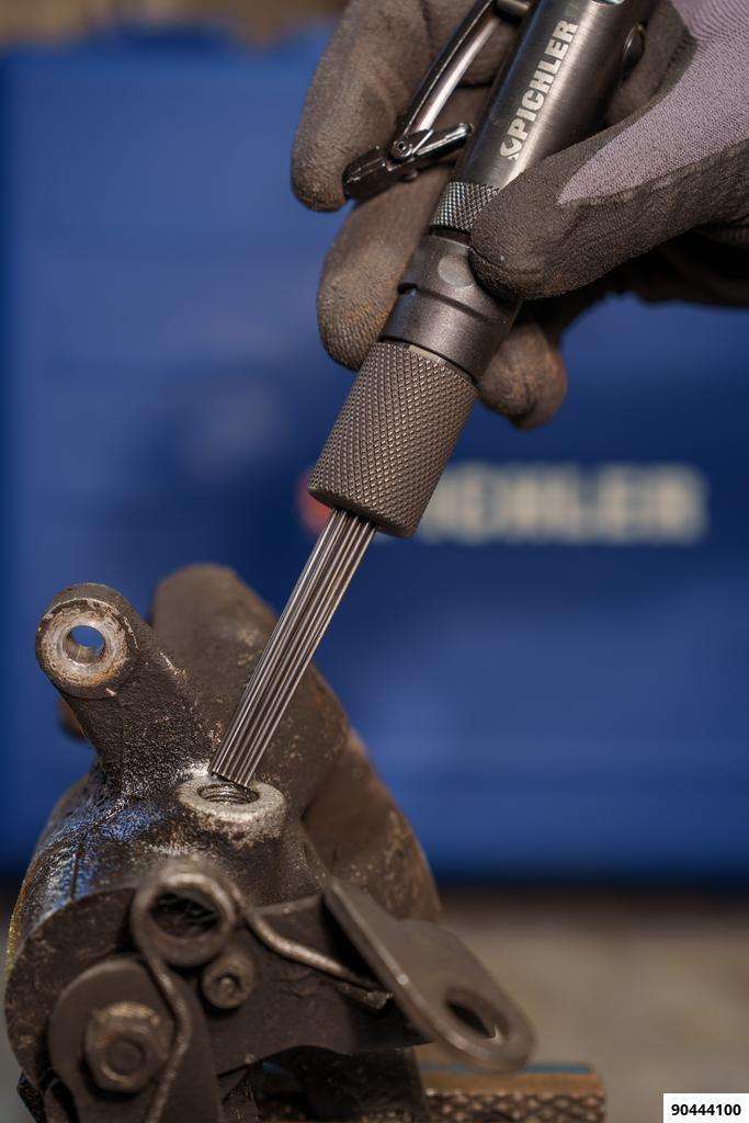 Mini dérouilleur pneumatique à aiguilles