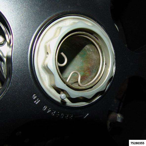 Stecknuss extra kurz 12-kant SW 2.3/16MV Antr. 3/4" für Motorrad-Hinterradmuttern