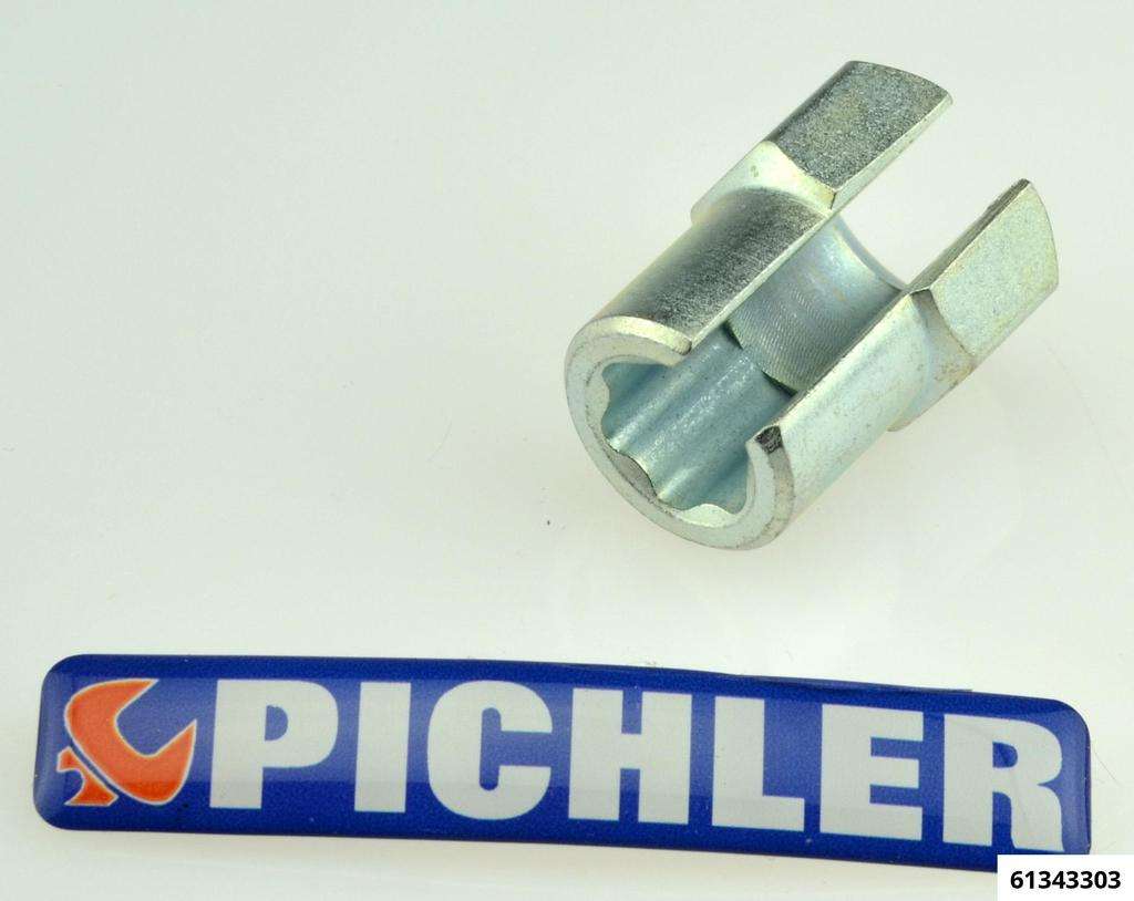 Slotted Socket 10
