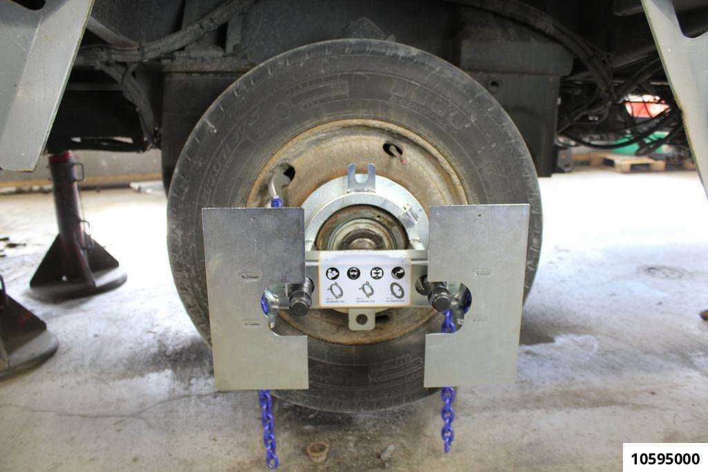 Niversal rim pullerUniversal rim puller for truck/commercial vehicle/bus/trailer