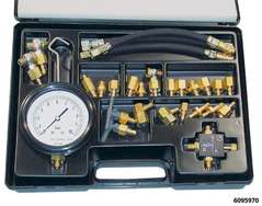 Coffret test injection comprenant 21 adaptateurs et un manomètre 0-10Bar
