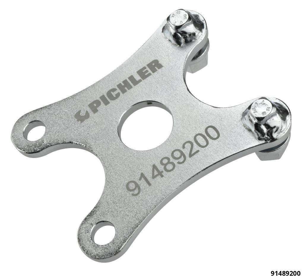 Spacer, for extending the ball joint screw connection