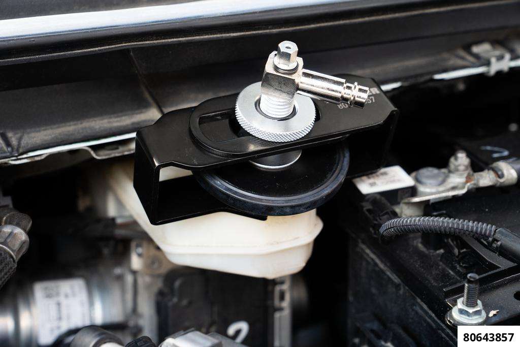 Brake service cap UNI