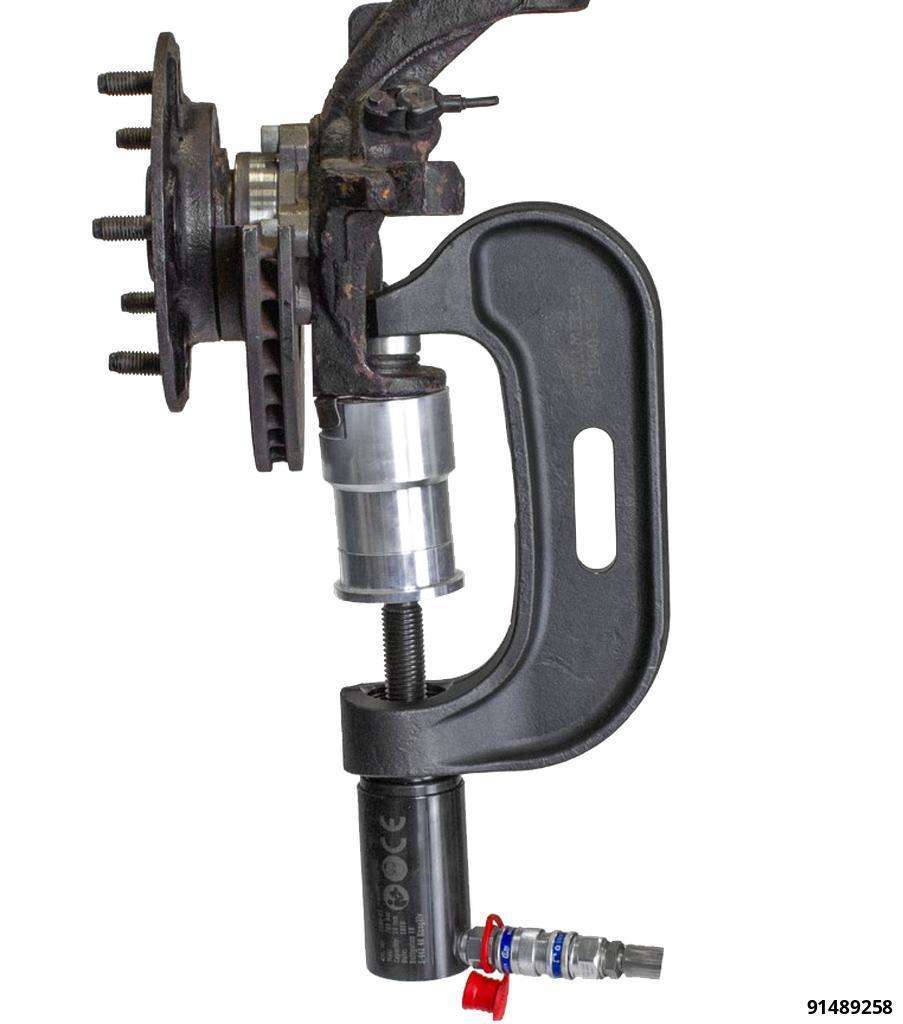 Universal press clamp C-shape