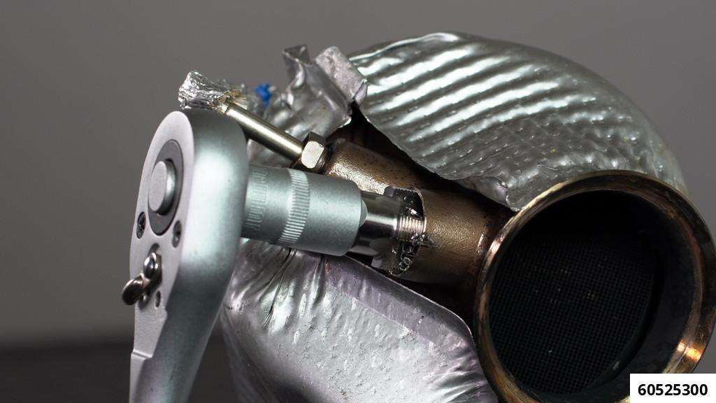 Satz zum Nachschneiden der Temperatur- u. Differenzdruck-Sensor Gewinde in Abgasbauteilen