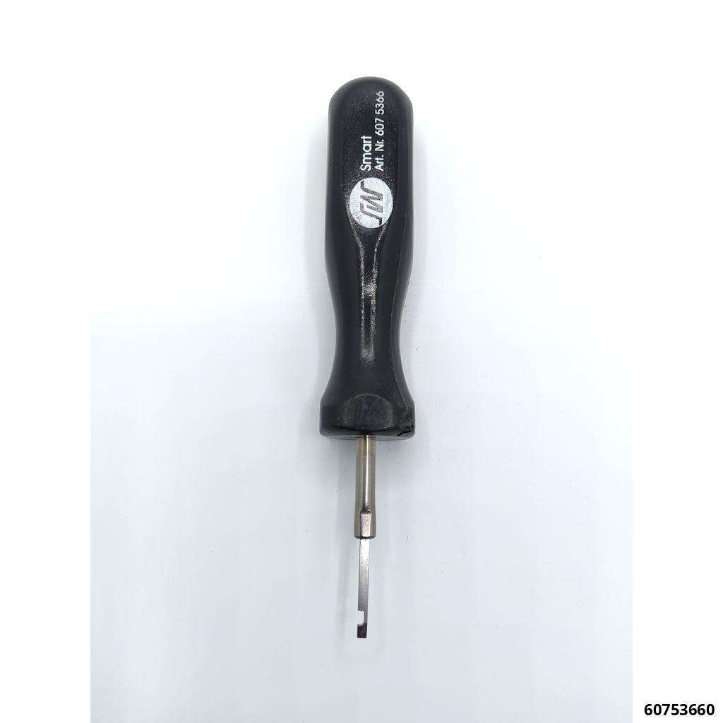 Outil deconnecteur a lames