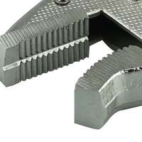 Gripzange mit Spezialhaltevorrichtung Backenform antirutsch für Rohre Ø 55mm