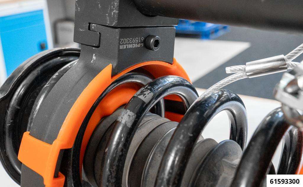 Federspanner für MC-Pherson mit 3 Paar Haltern, Ø 80 mm - 195 mm