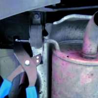 Exhaust rubber removal tool