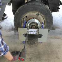 Niversal rim pullerUniversal rim puller for truck/commercial vehicle/bus/trailer