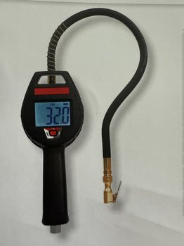 91394550: AIR-OPERATED DIGITAL TYRE INFLATOR WITH GAUGE AND DEFLATE FUNCTION