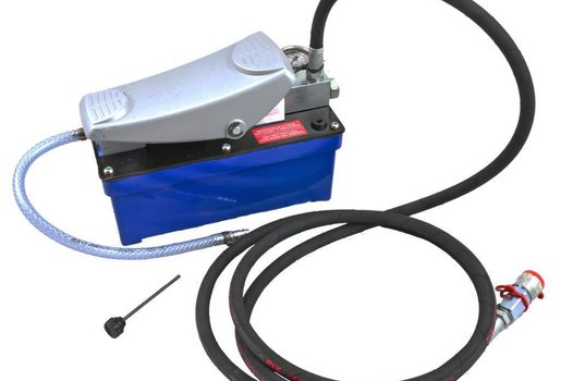 PNEUMATIC AIR HYDRAULIC PUMP 700 BAR WITH GAUGE AND 3 M HOSE - 1